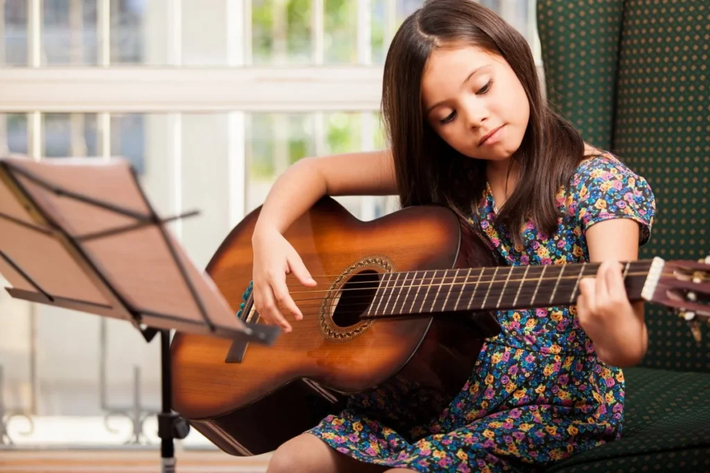 Çocuklar İçin Gitar Kursunun Faydaları